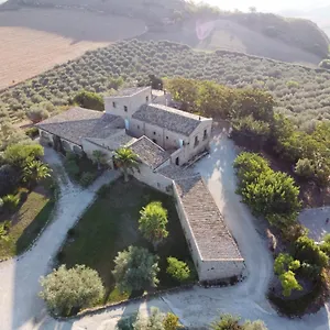 Baglio Pollicarini Farm stay Pergusa